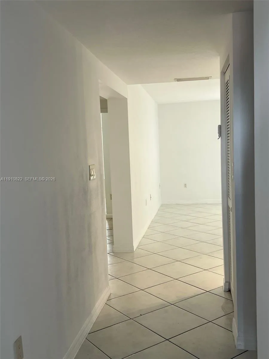 12605 Sw 91st St 103, Miami, Florida 33186, Miami, Florida 33186, 2 Bedrooms Bedrooms, ,2 BathroomsBathrooms,Residential,For Sale,12605 Sw 91st St 103, Miami, Florida 33186,A11910822