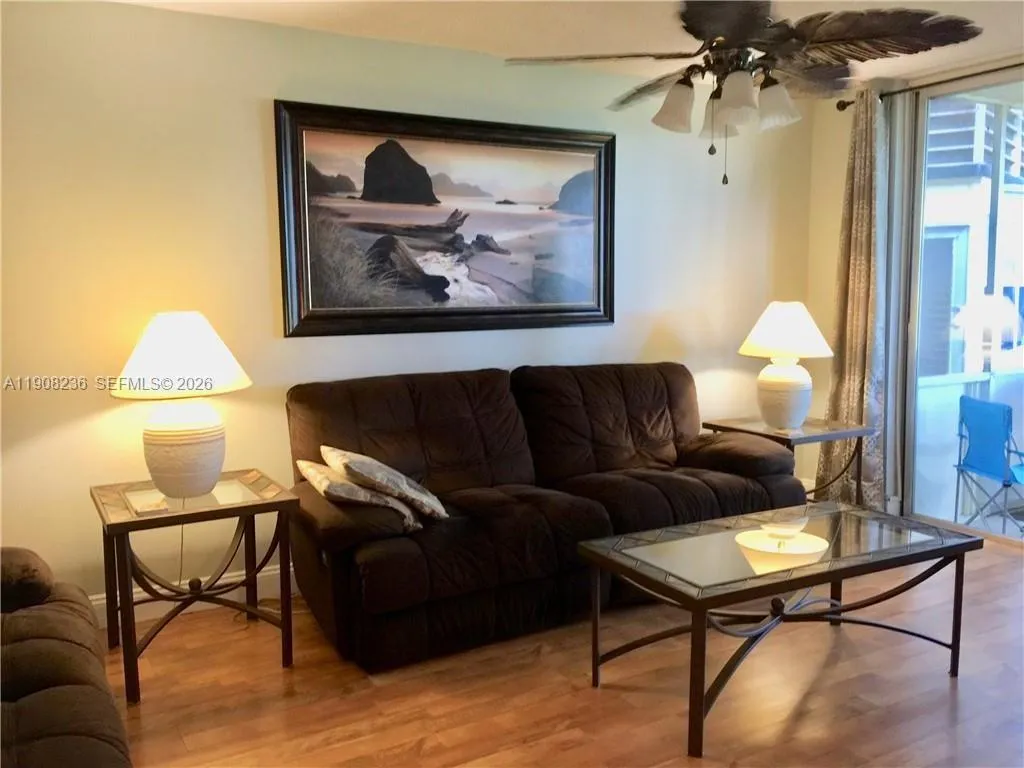 9080 Lime Bay Blvd 104, Tamarac, Florida 33321, Tamarac, Florida 33321, 2 Bedrooms Bedrooms, ,2 BathroomsBathrooms,Residential,For Sale,9080 Lime Bay Blvd 104, Tamarac, Florida 33321,A11908236