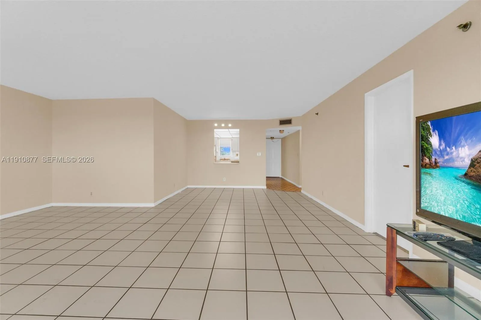 3100 W Rolling Hills Cir 707, Davie, Florida 33328, Davie, Florida 33328, 2 Bedrooms Bedrooms, ,2 BathroomsBathrooms,Residential,For Sale,3100 W Rolling Hills Cir 707, Davie, Florida 33328,A11910877