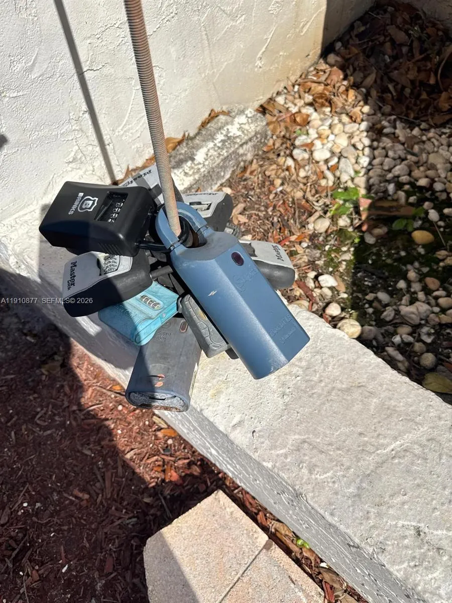 3100 W Rolling Hills Cir 707, Davie, Florida 33328, Davie, Florida 33328, 2 Bedrooms Bedrooms, ,2 BathroomsBathrooms,Residential,For Sale,3100 W Rolling Hills Cir 707, Davie, Florida 33328,A11910877