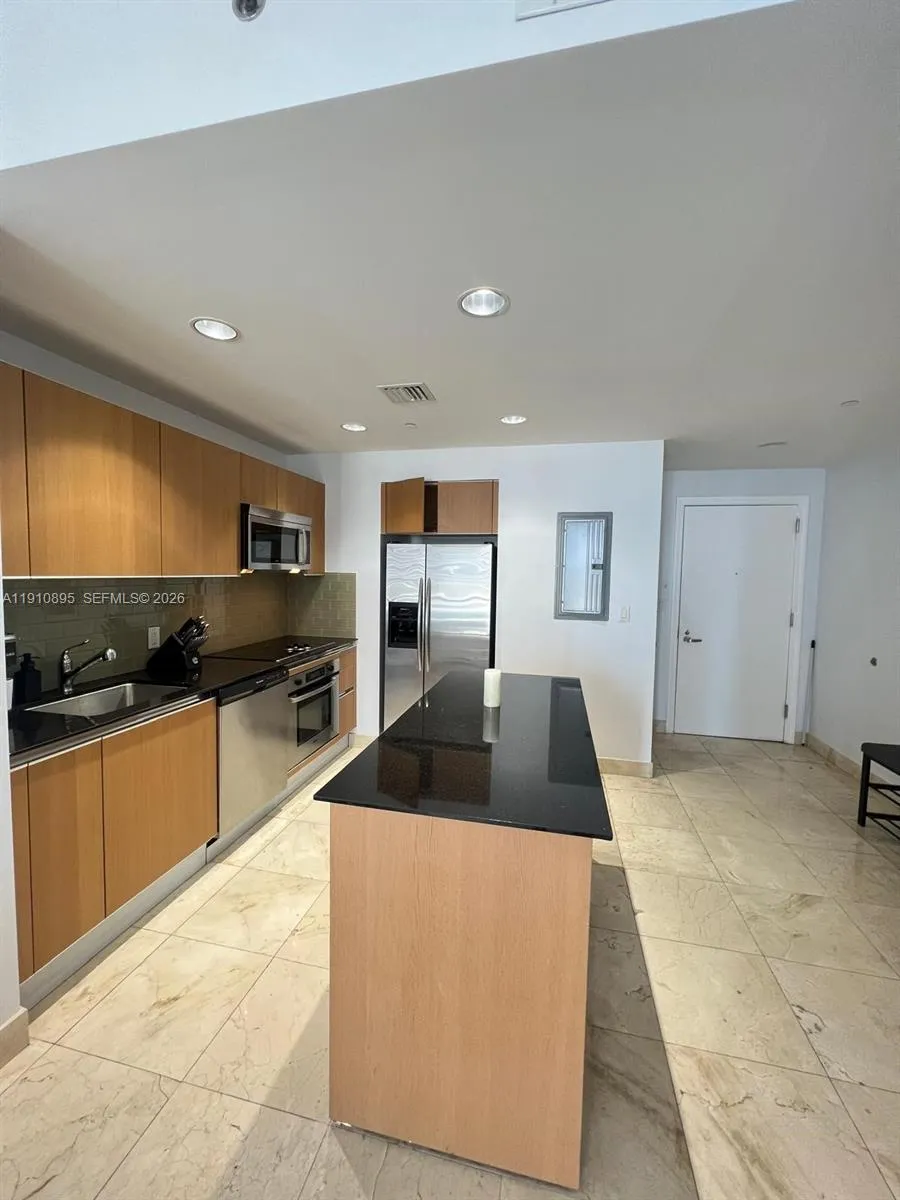 1050 Brickell Ave 1904, Miami, Florida 33131, Miami, Florida 33131, 1 Bedroom Bedrooms, ,1 BathroomBathrooms,Residential,For Sale,1050 Brickell Ave 1904, Miami, Florida 33131,A11910895