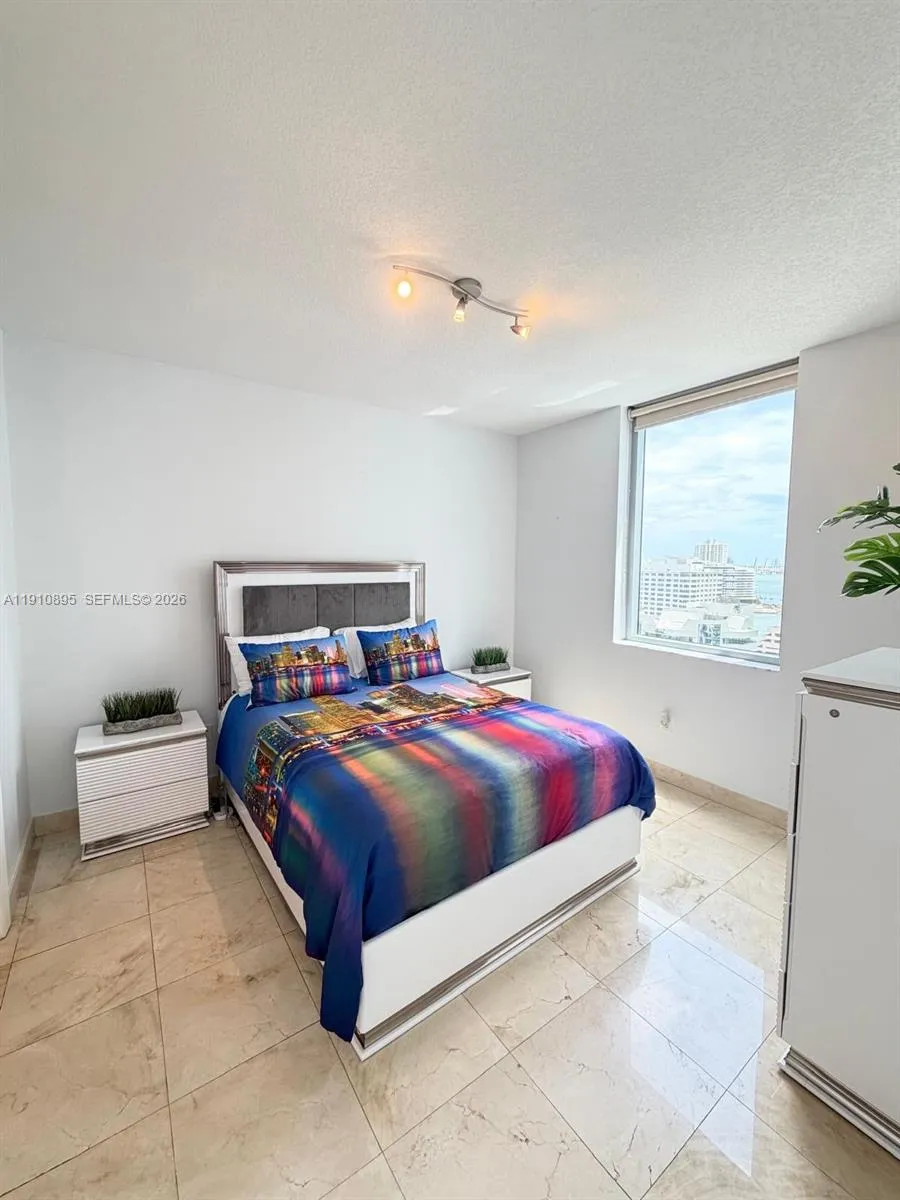 1050 Brickell Ave 1904, Miami, Florida 33131, Miami, Florida 33131, 1 Bedroom Bedrooms, ,1 BathroomBathrooms,Residential,For Sale,1050 Brickell Ave 1904, Miami, Florida 33131,A11910895