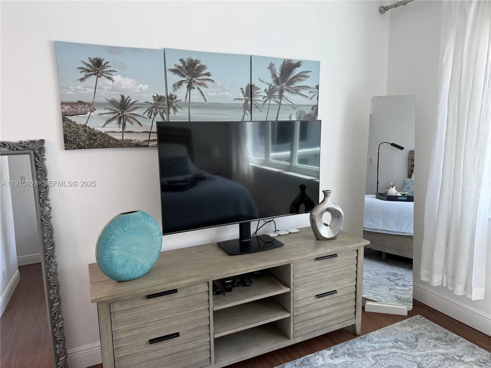 1750 S Ocean Blvd 404e, Lauderdale By The Sea, Flo, Lauderdale By The Sea, Florida 33062, 2 Bedrooms Bedrooms, ,2 BathroomsBathrooms,Residential Lease,For Rent,1750 S Ocean Blvd 404e, Lauderdale By The Sea, Flo,A11910928