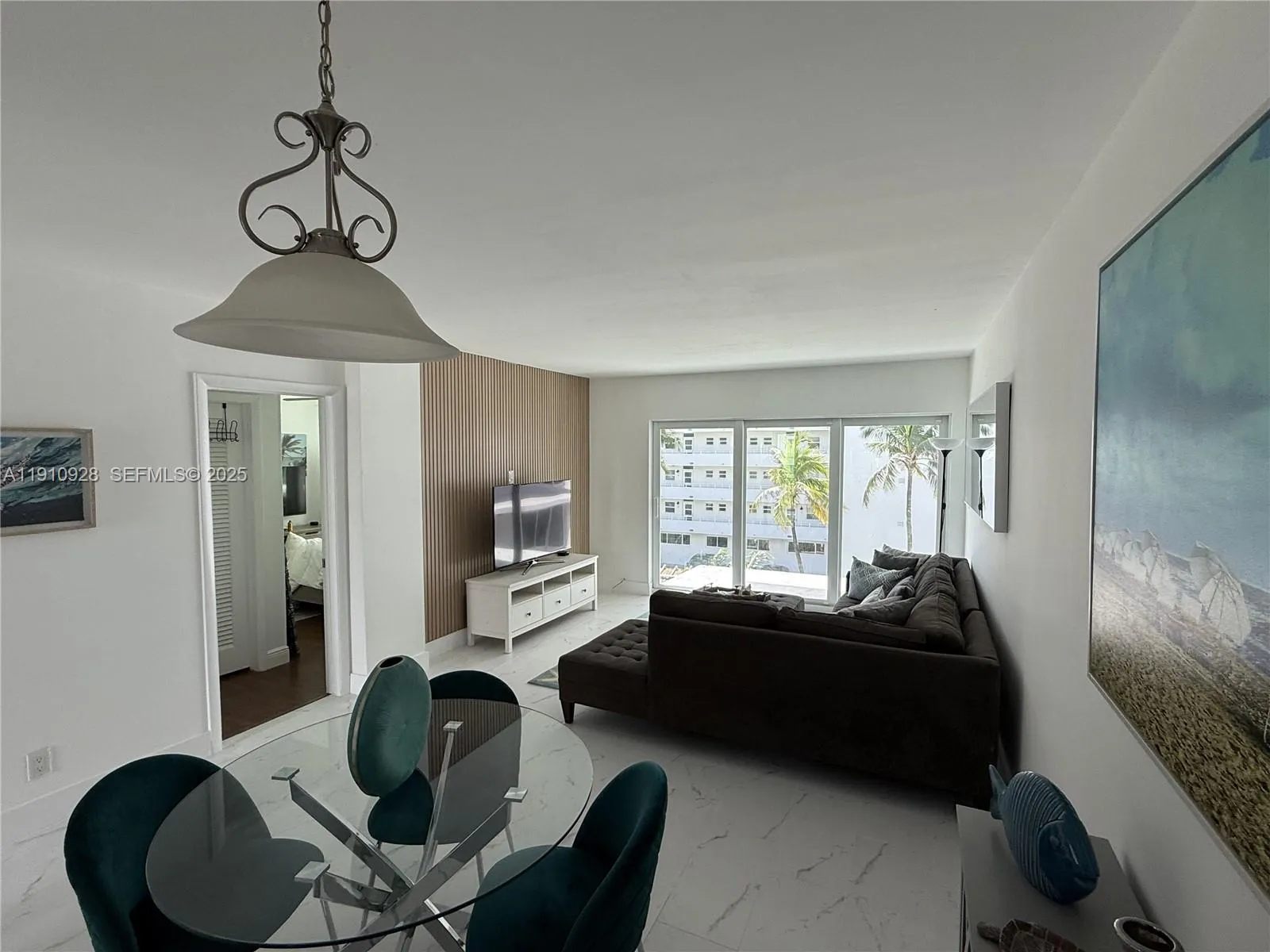 1750 S Ocean Blvd 404e, Lauderdale By The Sea, Flo, Lauderdale By The Sea, Florida 33062, 2 Bedrooms Bedrooms, ,2 BathroomsBathrooms,Residential Lease,For Rent,1750 S Ocean Blvd 404e, Lauderdale By The Sea, Flo,A11910928