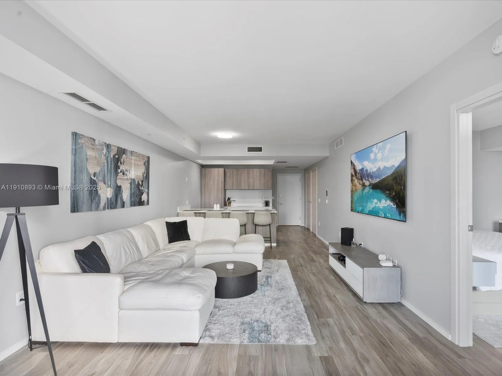 801 S Miami Ave 4402, Miami, Florida 33130, Miami, Florida 33130, 2 Bedrooms Bedrooms, ,2 BathroomsBathrooms,Residential Lease,For Rent,801 S Miami Ave 4402, Miami, Florida 33130,A11910893