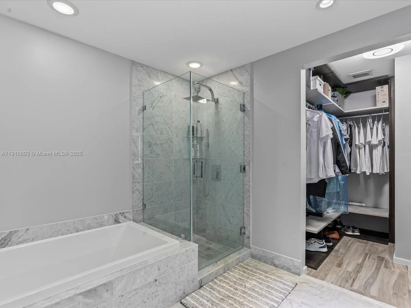 801 S Miami Ave 4402, Miami, Florida 33130, Miami, Florida 33130, 2 Bedrooms Bedrooms, ,2 BathroomsBathrooms,Residential Lease,For Rent,801 S Miami Ave 4402, Miami, Florida 33130,A11910893