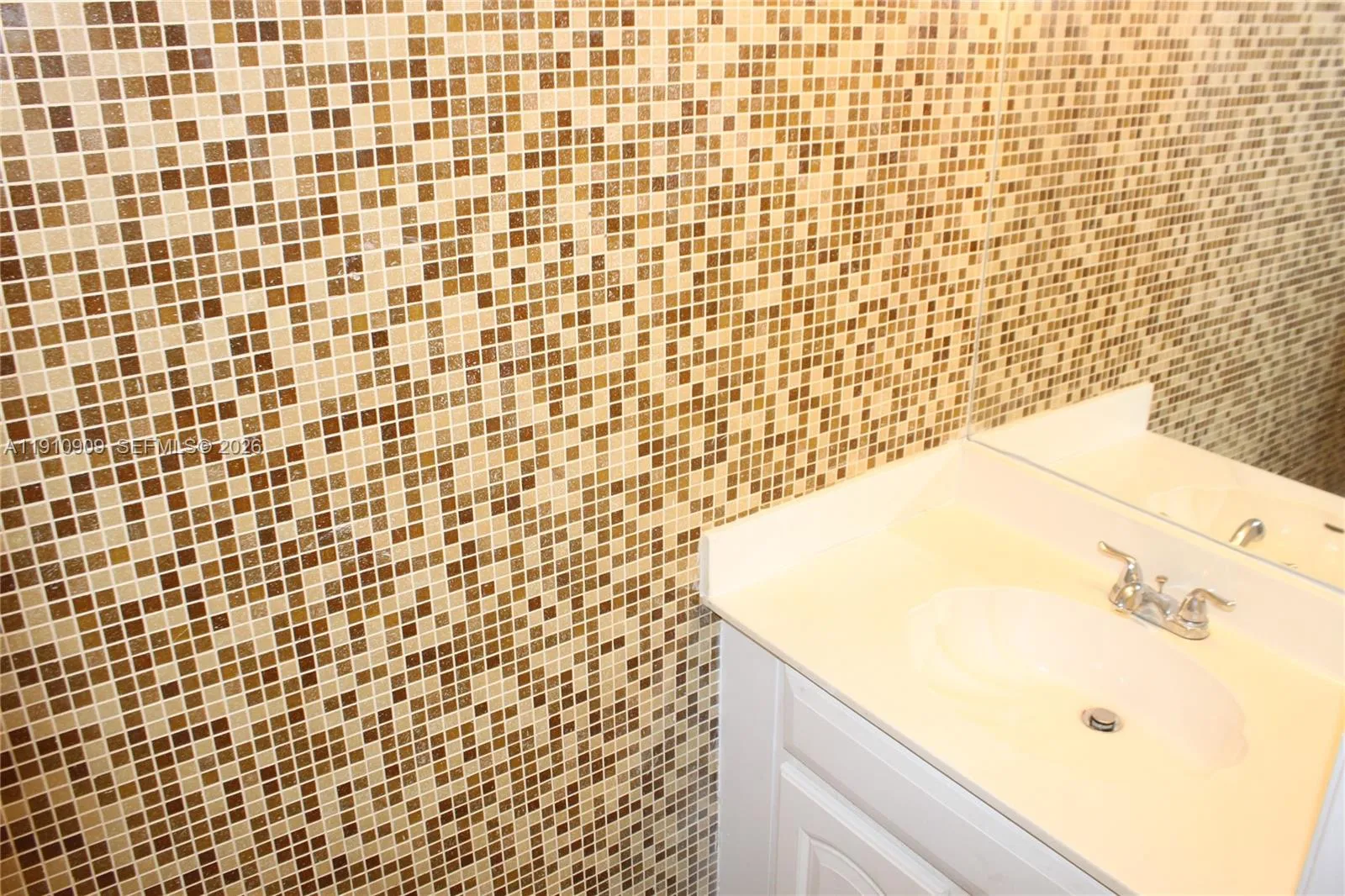 180 Riviera Cir 30-5, Weston, Florida 33326, Weston, Florida 33326, 3 Bedrooms Bedrooms, ,2 BathroomsBathrooms,Residential,For Sale,180 Riviera Cir 30-5, Weston, Florida 33326,A11910909