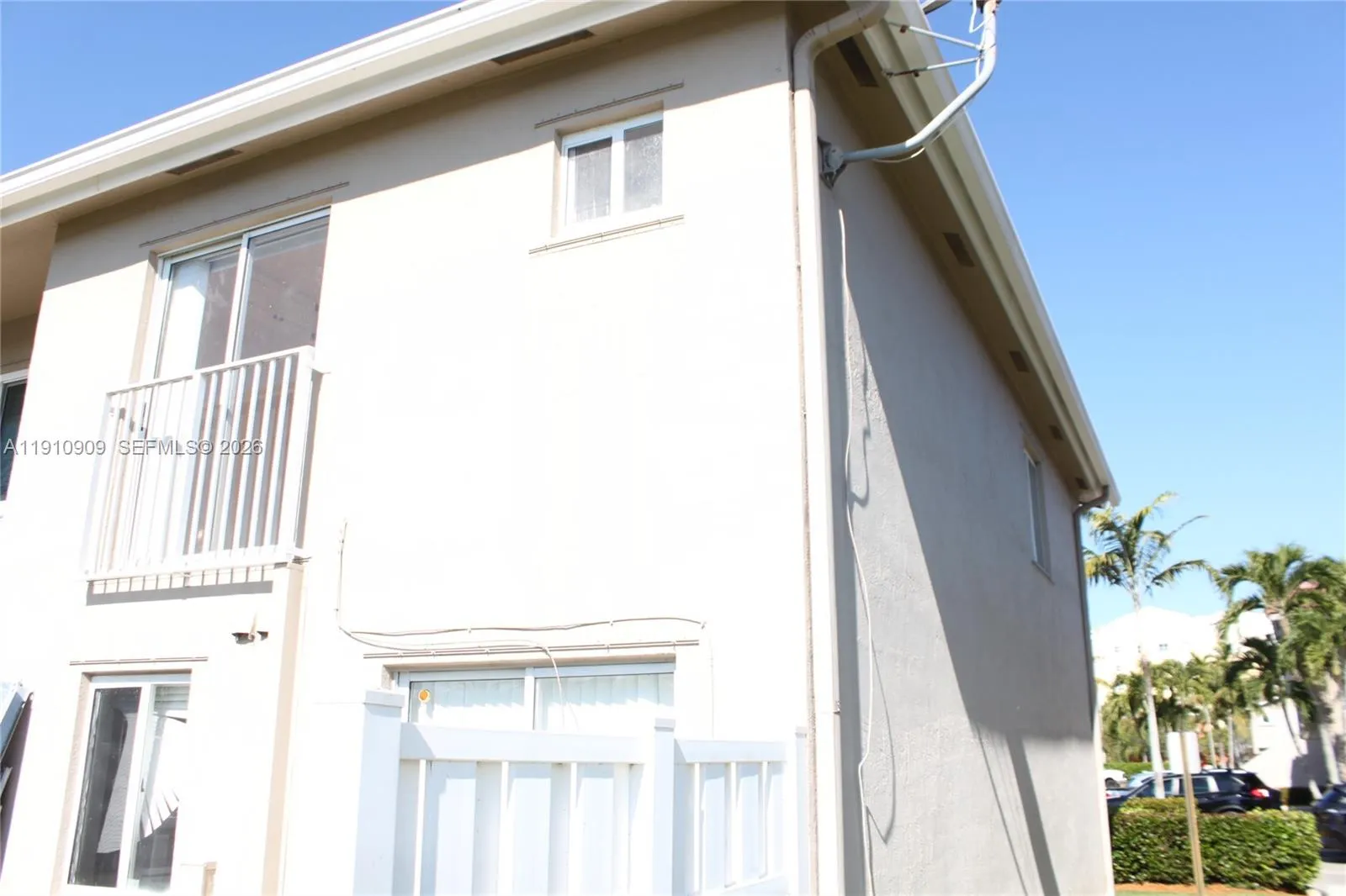 180 Riviera Cir 30-5, Weston, Florida 33326, Weston, Florida 33326, 3 Bedrooms Bedrooms, ,2 BathroomsBathrooms,Residential,For Sale,180 Riviera Cir 30-5, Weston, Florida 33326,A11910909