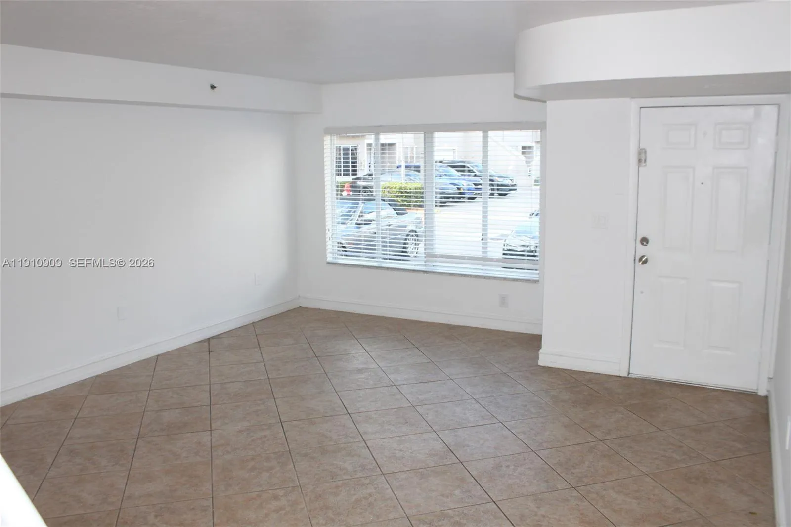 180 Riviera Cir 30-5, Weston, Florida 33326, Weston, Florida 33326, 3 Bedrooms Bedrooms, ,2 BathroomsBathrooms,Residential,For Sale,180 Riviera Cir 30-5, Weston, Florida 33326,A11910909