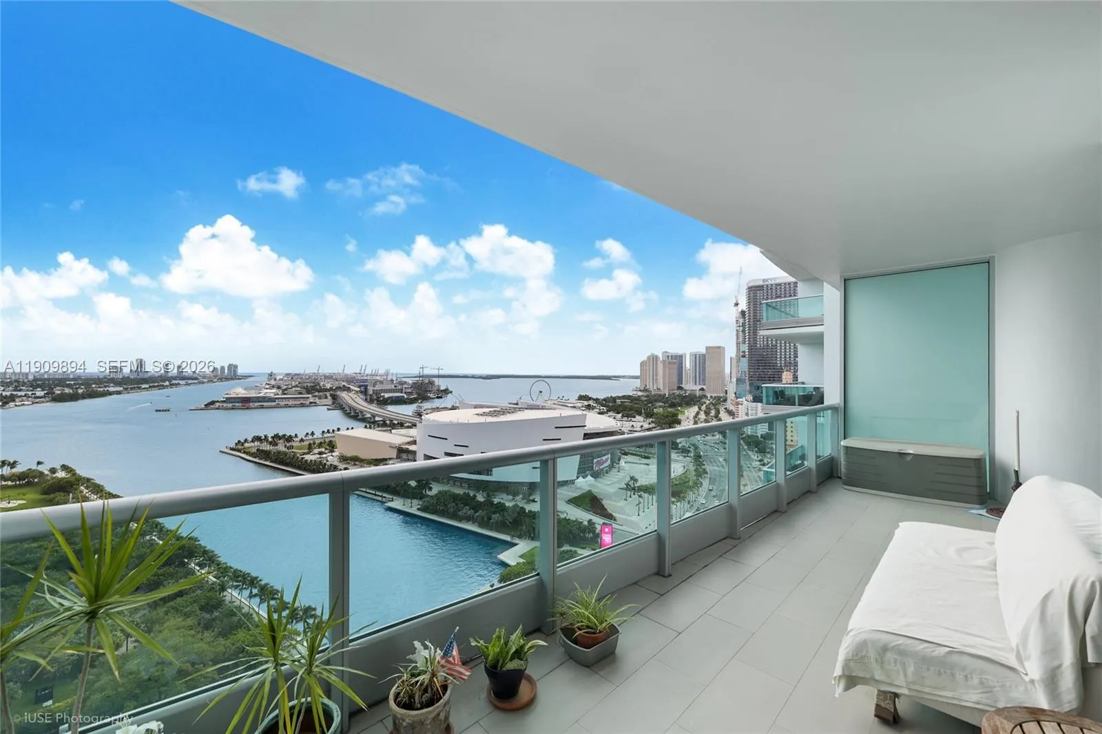 900 Biscayne Blvd 2602, Miami, Florida 33132, Miami, Florida 33132, 3 Bedrooms Bedrooms, ,3 BathroomsBathrooms,Residential,For Sale,900 Biscayne Blvd 2602, Miami, Florida 33132,A11909894