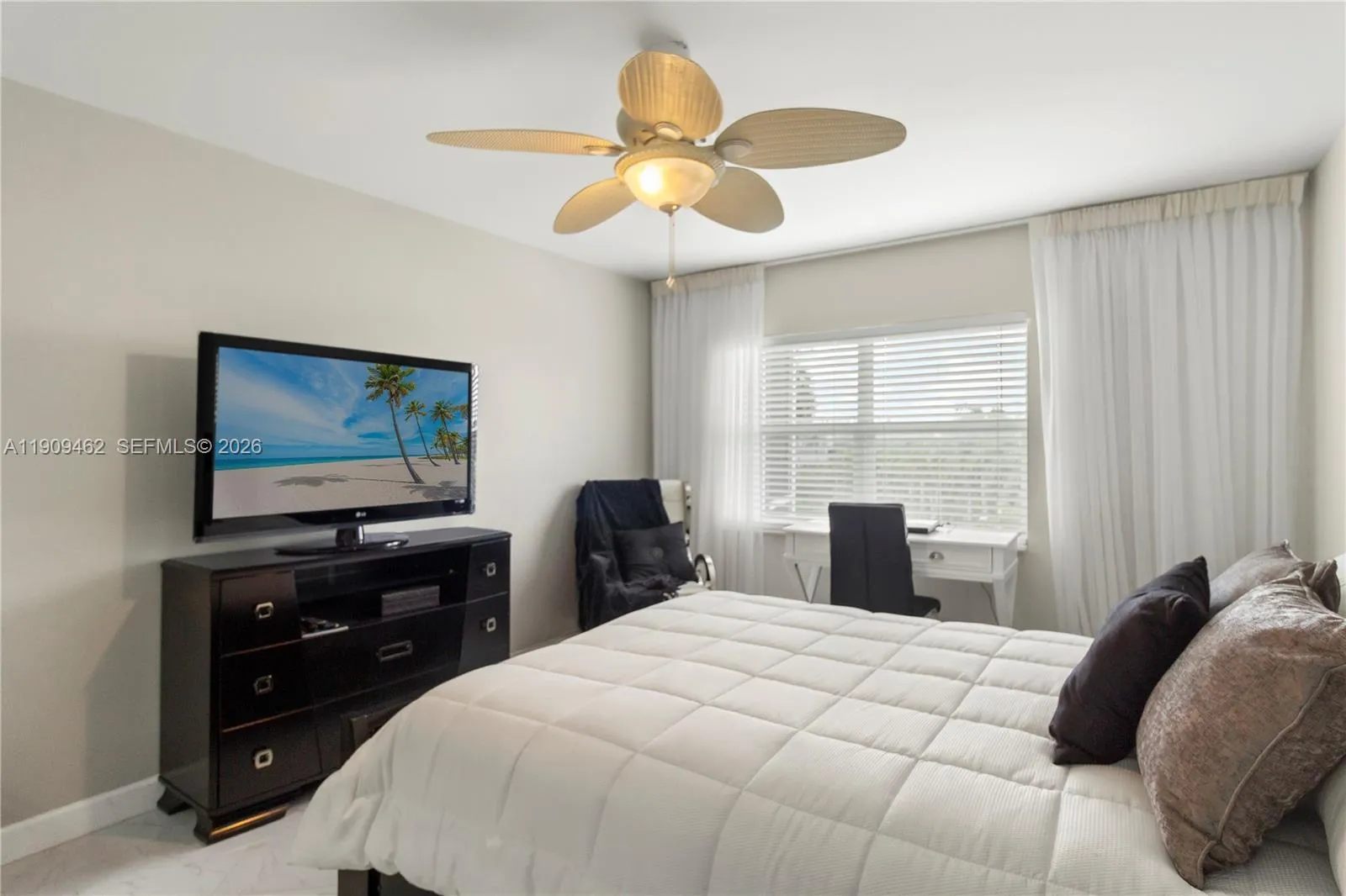 300 Diplomat Parkway 517, Hallandale Beach, Florid, Hallandale Beach, Florida 33009, 2 Bedrooms Bedrooms, ,2 BathroomsBathrooms,Residential,For Sale,300 Diplomat Parkway 517, Hallandale Beach, Florid,A11909462
