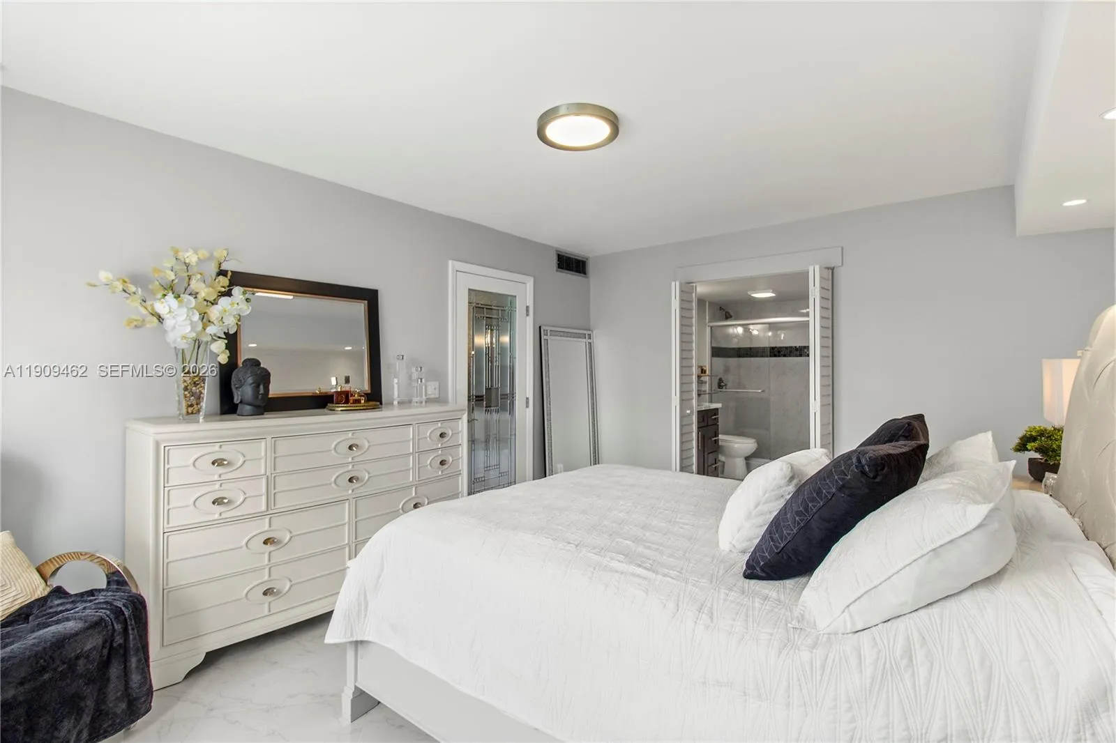 300 Diplomat Parkway 517, Hallandale Beach, Florid, Hallandale Beach, Florida 33009, 2 Bedrooms Bedrooms, ,2 BathroomsBathrooms,Residential,For Sale,300 Diplomat Parkway 517, Hallandale Beach, Florid,A11909462