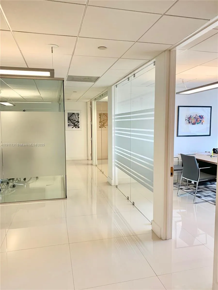 2100 Ponce De Leon Blvd 930, Coral Gables, Florida, Coral Gables, Florida 33134, ,Commercial Lease,For Rent,2100 Ponce De Leon Blvd 930, Coral Gables, Florida,A11911131