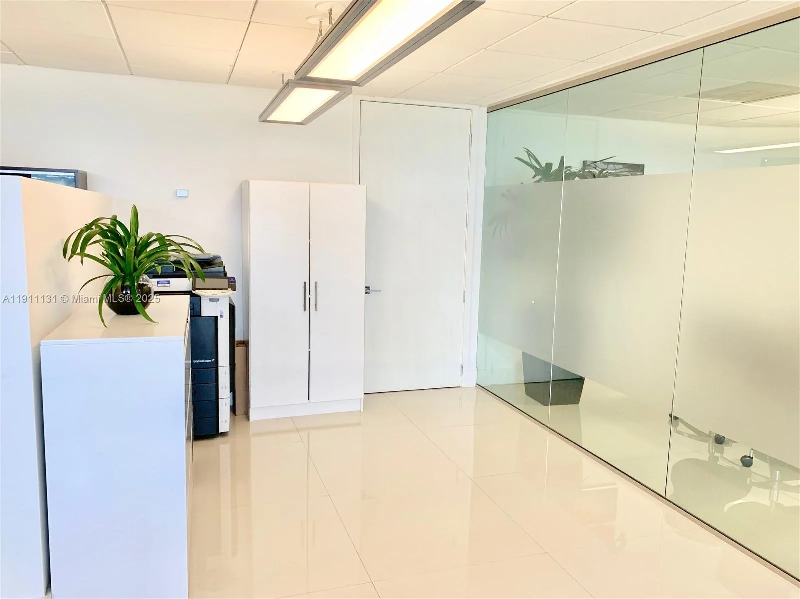 2100 Ponce De Leon Blvd 930, Coral Gables, Florida, Coral Gables, Florida 33134, ,Commercial Lease,For Rent,2100 Ponce De Leon Blvd 930, Coral Gables, Florida,A11911131