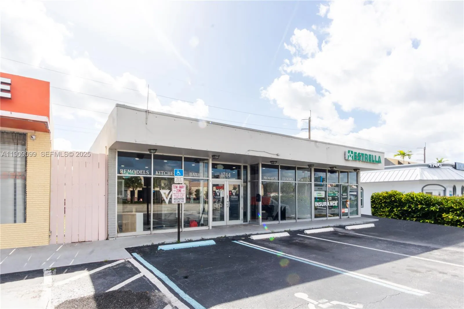 1744 E Commercial Blvd, Fort Lauderdale, Florida 3, Fort Lauderdale, Florida 33334, ,Commercial Lease,For Rent,1744 E Commercial Blvd, Fort Lauderdale, Florida 3,A11909099