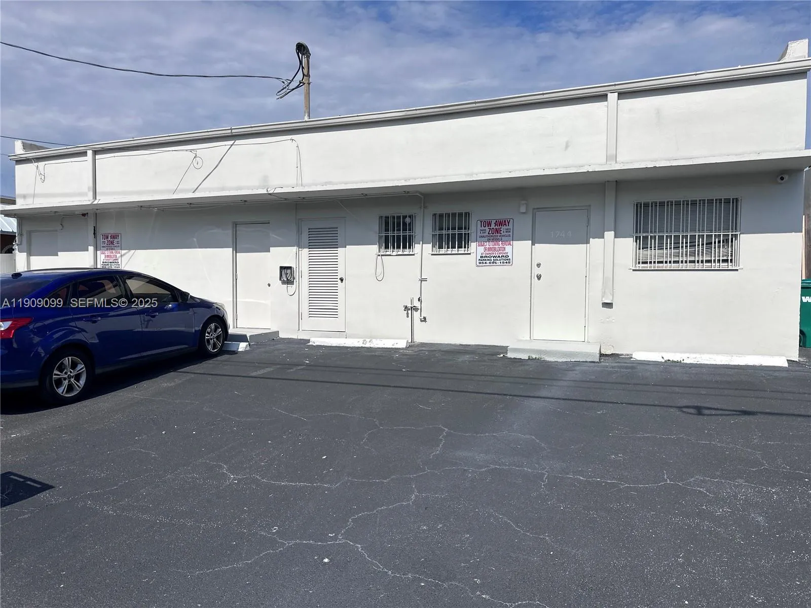 1744 E Commercial Blvd, Fort Lauderdale, Florida 3, Fort Lauderdale, Florida 33334, ,Commercial Lease,For Rent,1744 E Commercial Blvd, Fort Lauderdale, Florida 3,A11909099