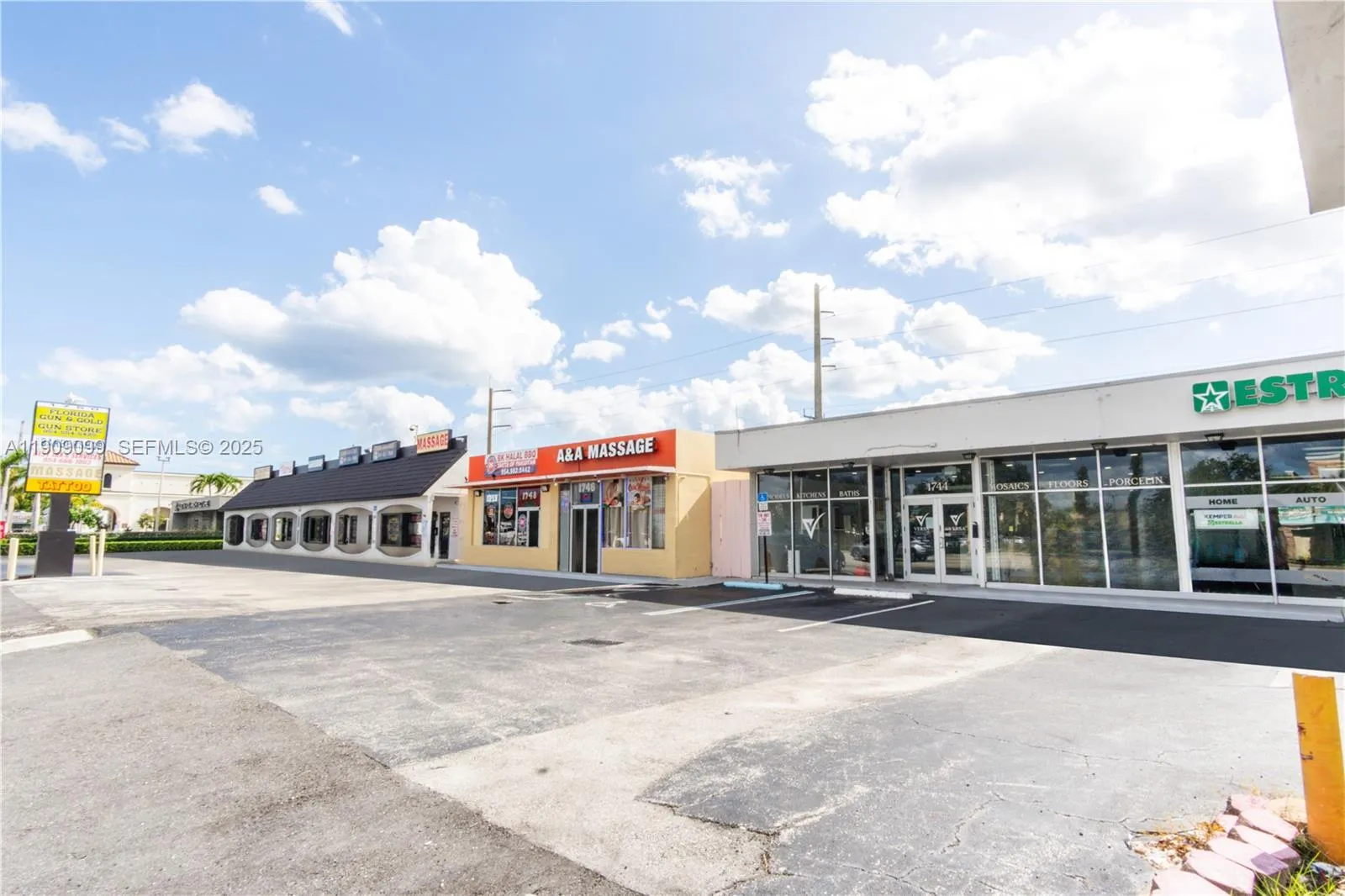 1744 E Commercial Blvd, Fort Lauderdale, Florida 3, Fort Lauderdale, Florida 33334, ,Commercial Lease,For Rent,1744 E Commercial Blvd, Fort Lauderdale, Florida 3,A11909099