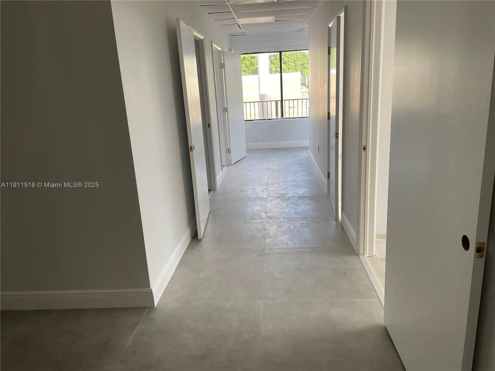 5845 Hollywood Blvd 2nd Fl, Hollywood, Florida 330, Hollywood, Florida 33021, ,Commercial Lease,For Rent,5845 Hollywood Blvd 2nd Fl, Hollywood, Florida 330,A11911516