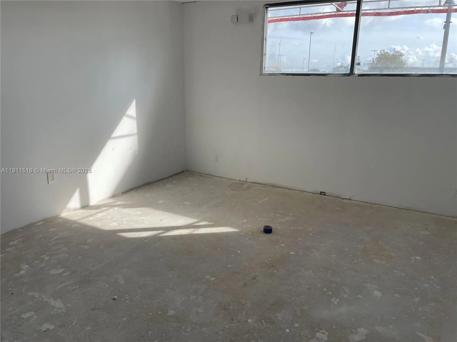 5845 Hollywood Blvd 2nd Fl, Hollywood, Florida 330, Hollywood, Florida 33021, ,Commercial Lease,For Rent,5845 Hollywood Blvd 2nd Fl, Hollywood, Florida 330,A11911516