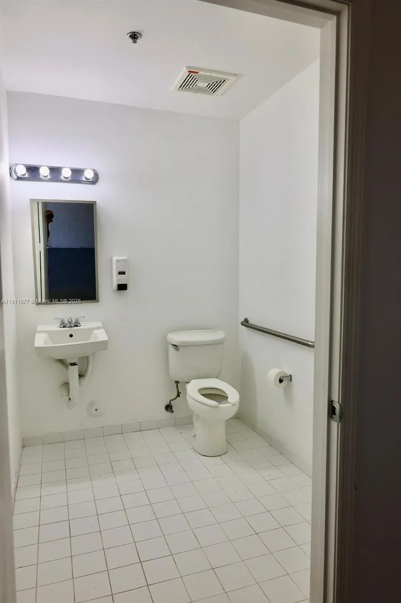 12605 Sw 134th Ct 206, Miami, Florida 33186, Miami, Florida 33186, ,Commercial Lease,For Rent,12605 Sw 134th Ct 206, Miami, Florida 33186,A11911577