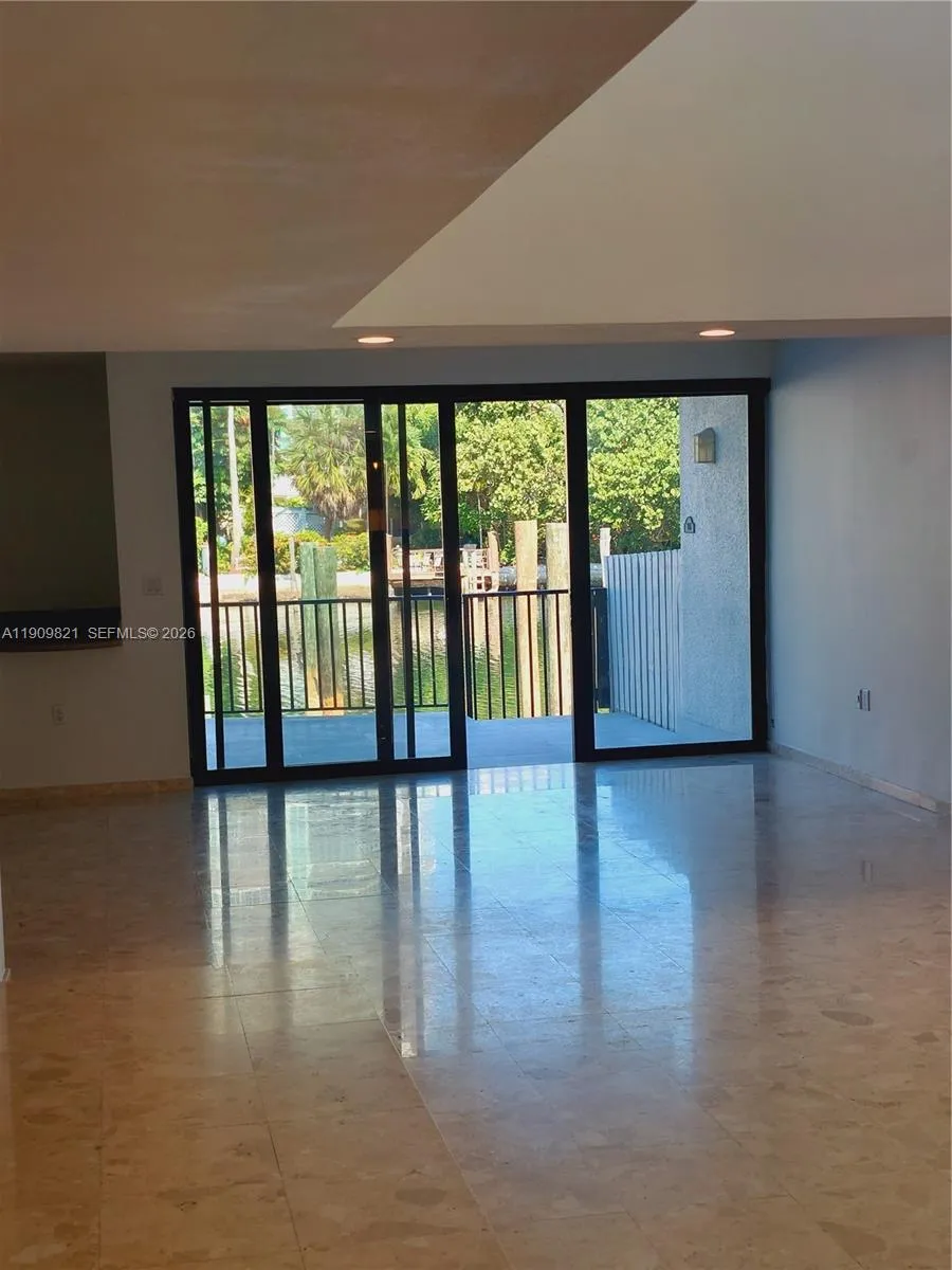 255 Poinciana Dr 605, Sunny Isles Beach, Florida 3, Sunny Isles Beach, Florida 33160, 3 Bedrooms Bedrooms, ,2 BathroomsBathrooms,Residential,For Sale,255 Poinciana Dr 605, Sunny Isles Beach, Florida 3,A11909821