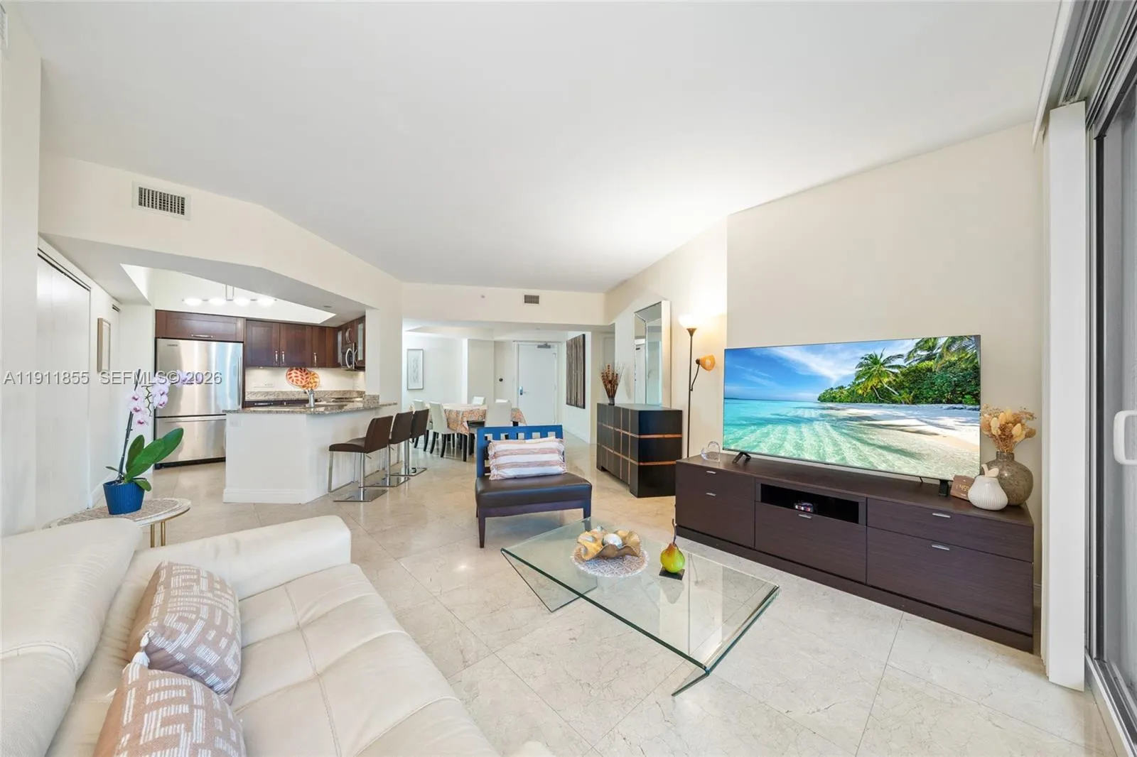 19900 E Country Club Dr 816, Aventura, Florida 331, Aventura, Florida 33180, 2 Bedrooms Bedrooms, ,2 BathroomsBathrooms,Residential,For Sale,19900 E Country Club Dr 816, Aventura, Florida 331,A11911855