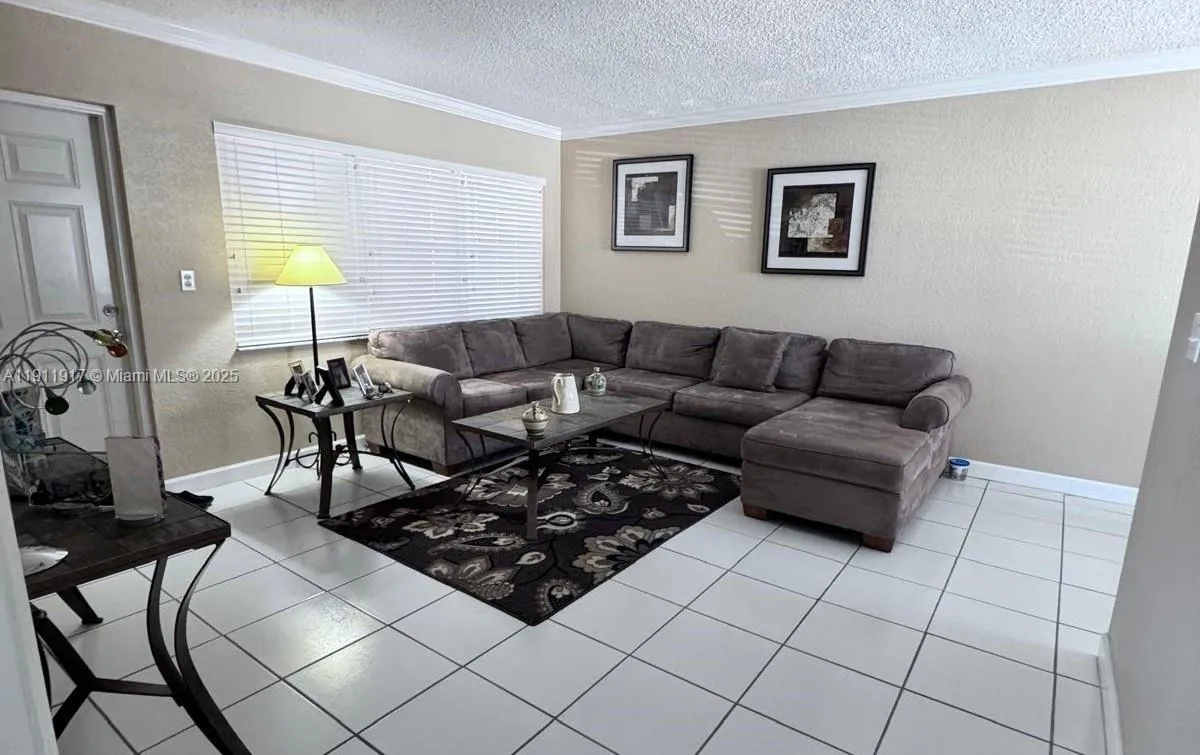 2451 Ne 49th St 213, Fort Lauderdale, Florida 3330, Fort Lauderdale, Florida 33308, 1 Bedroom Bedrooms, ,1 BathroomBathrooms,Residential Lease,For Rent,2451 Ne 49th St 213, Fort Lauderdale, Florida 3330,A11911917