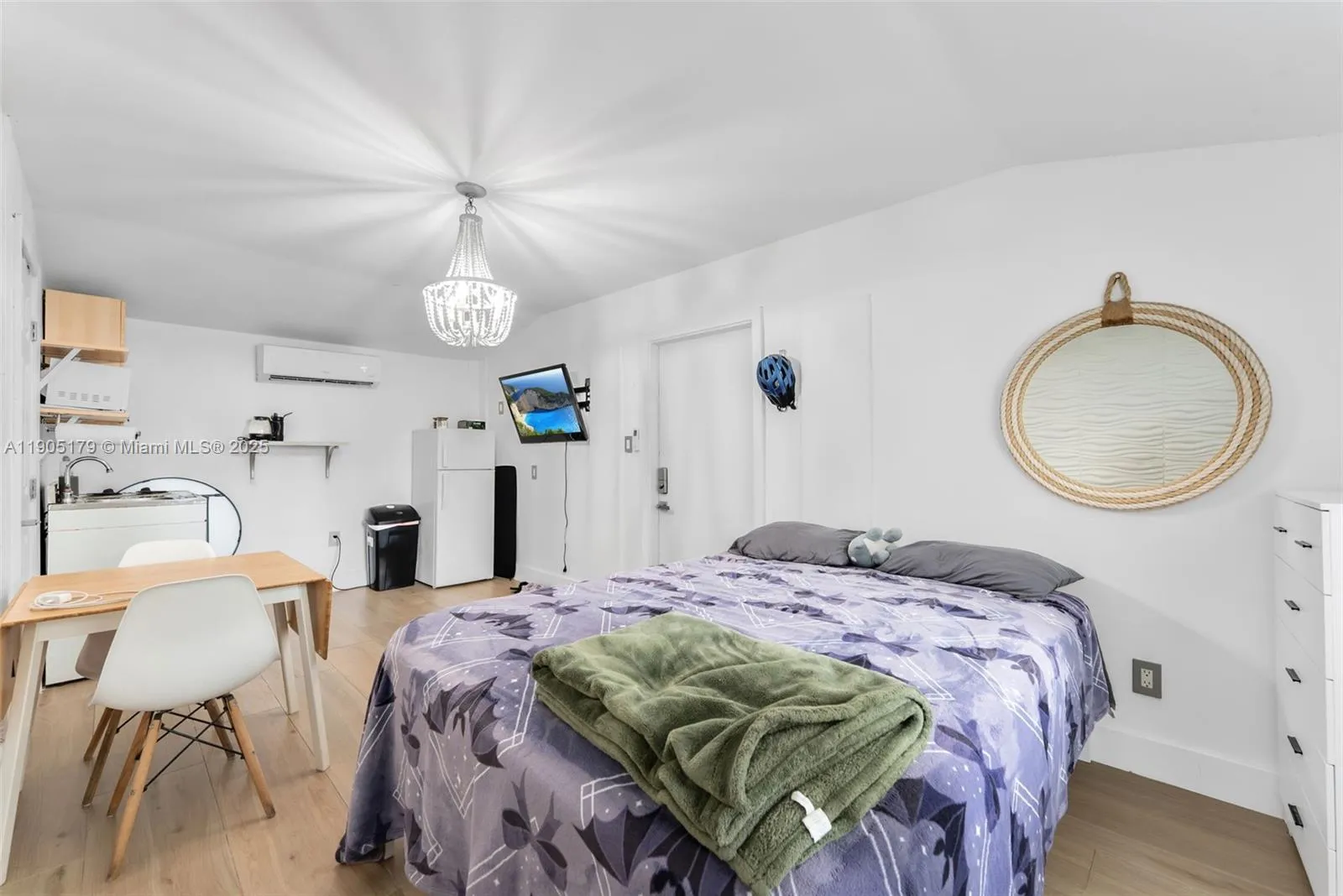 1105 Ne 10th St, Hallandale Beach, Florida 33009, Hallandale Beach, Florida 33009, ,Residential Income,For Sale,1105 Ne 10th St, Hallandale Beach, Florida 33009,A11905179