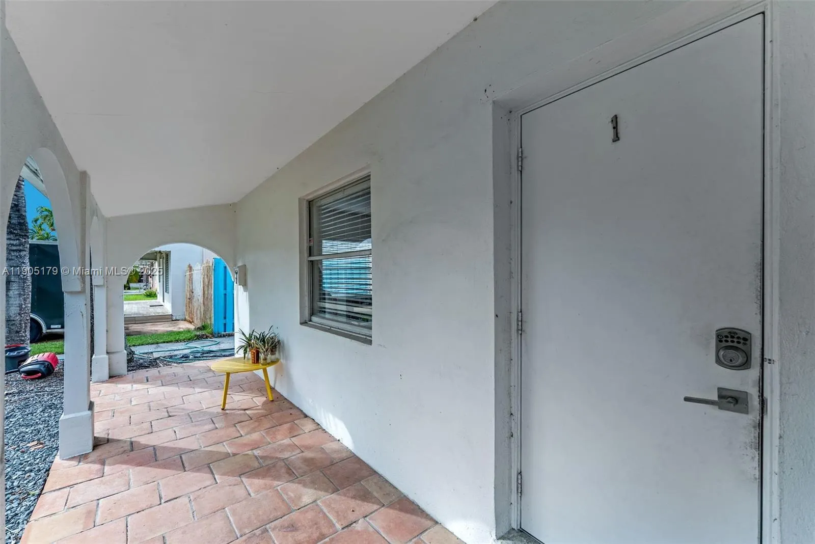 1105 Ne 10th St, Hallandale Beach, Florida 33009, Hallandale Beach, Florida 33009, ,Residential Income,For Sale,1105 Ne 10th St, Hallandale Beach, Florida 33009,A11905179