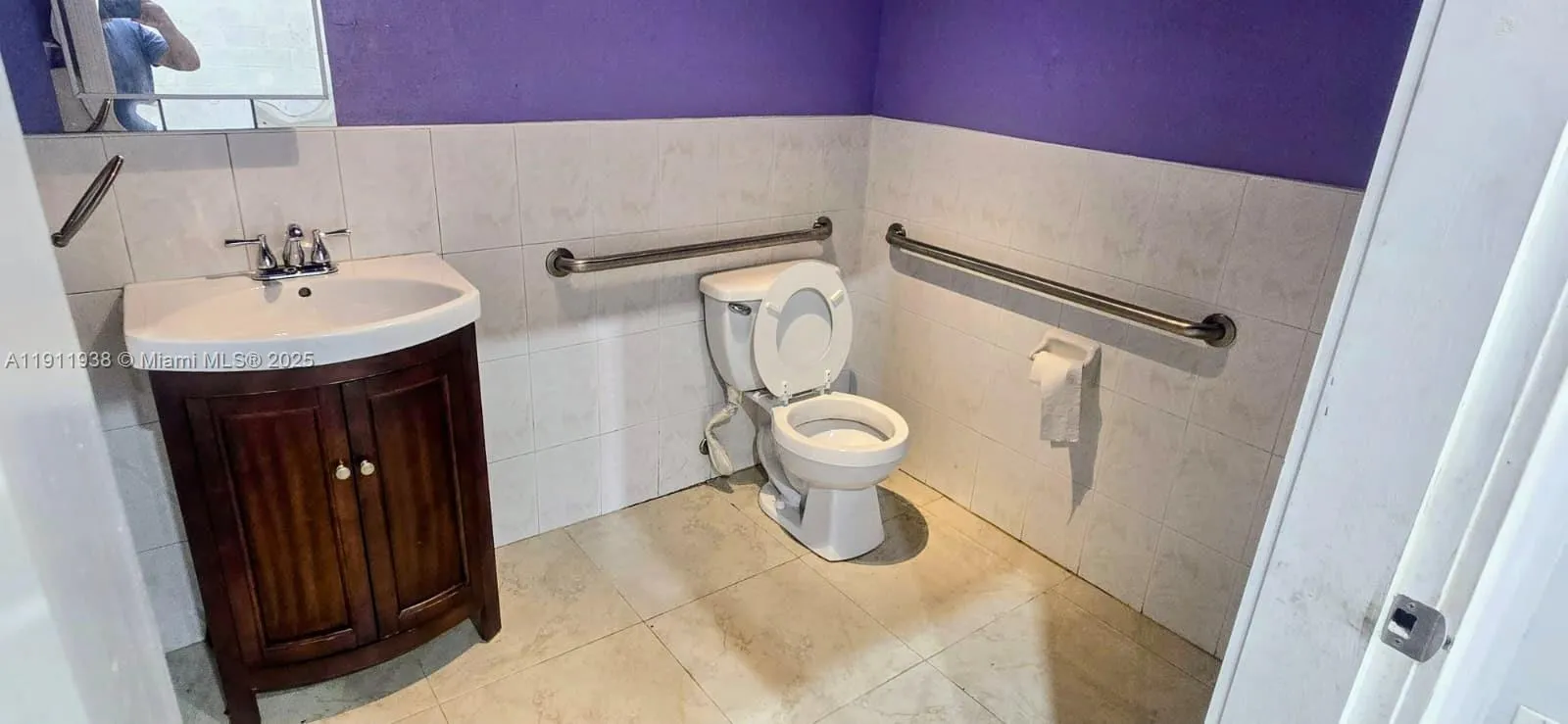 2954 W 84th St 118, Hialeah, Florida 33018, Hialeah, Florida 33018, ,Commercial Lease,For Rent,2954 W 84th St 118, Hialeah, Florida 33018,A11911938