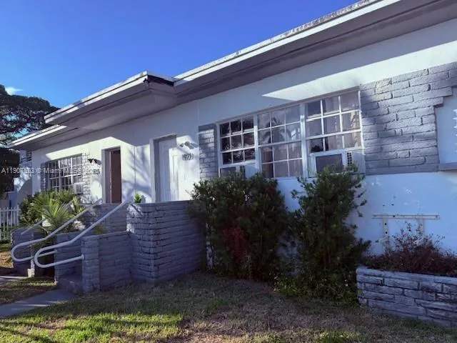 1925 Marseille Dr, Miami Beach, Florida 33141, Miami Beach, Florida 33141, ,Residential Income,For Sale,1925 Marseille Dr, Miami Beach, Florida 33141,A11907523