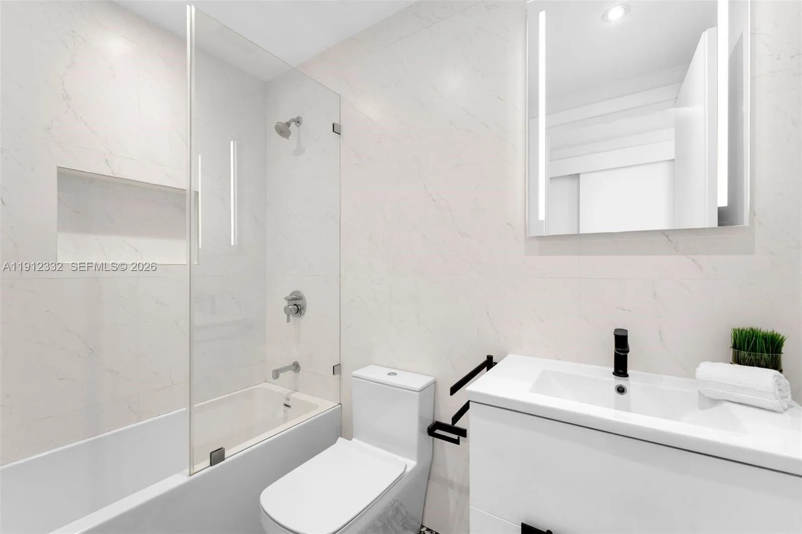 6103 Aqua Ave 504, Miami Beach, Florida 33141, Miami Beach, Florida 33141, 4 Bedrooms Bedrooms, ,4 BathroomsBathrooms,Residential,For Sale,6103 Aqua Ave 504, Miami Beach, Florida 33141,A11912332
