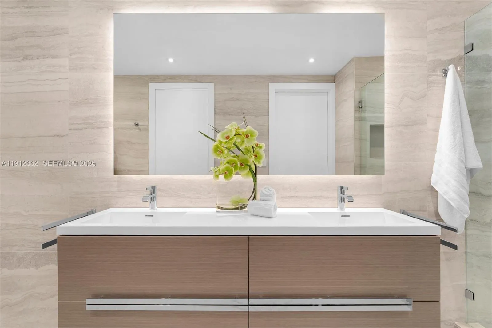 6103 Aqua Ave 504, Miami Beach, Florida 33141, Miami Beach, Florida 33141, 4 Bedrooms Bedrooms, ,4 BathroomsBathrooms,Residential,For Sale,6103 Aqua Ave 504, Miami Beach, Florida 33141,A11912332