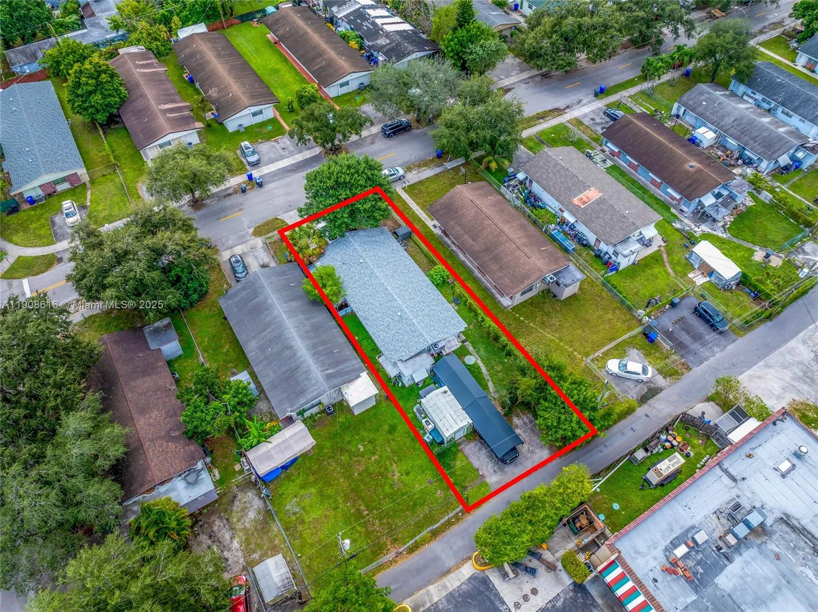 5709 Lincoln St, Hollywood, Florida 33021, Hollywood, Florida 33021, ,Residential Income,For Sale,5709 Lincoln St, Hollywood, Florida 33021,A11908616
