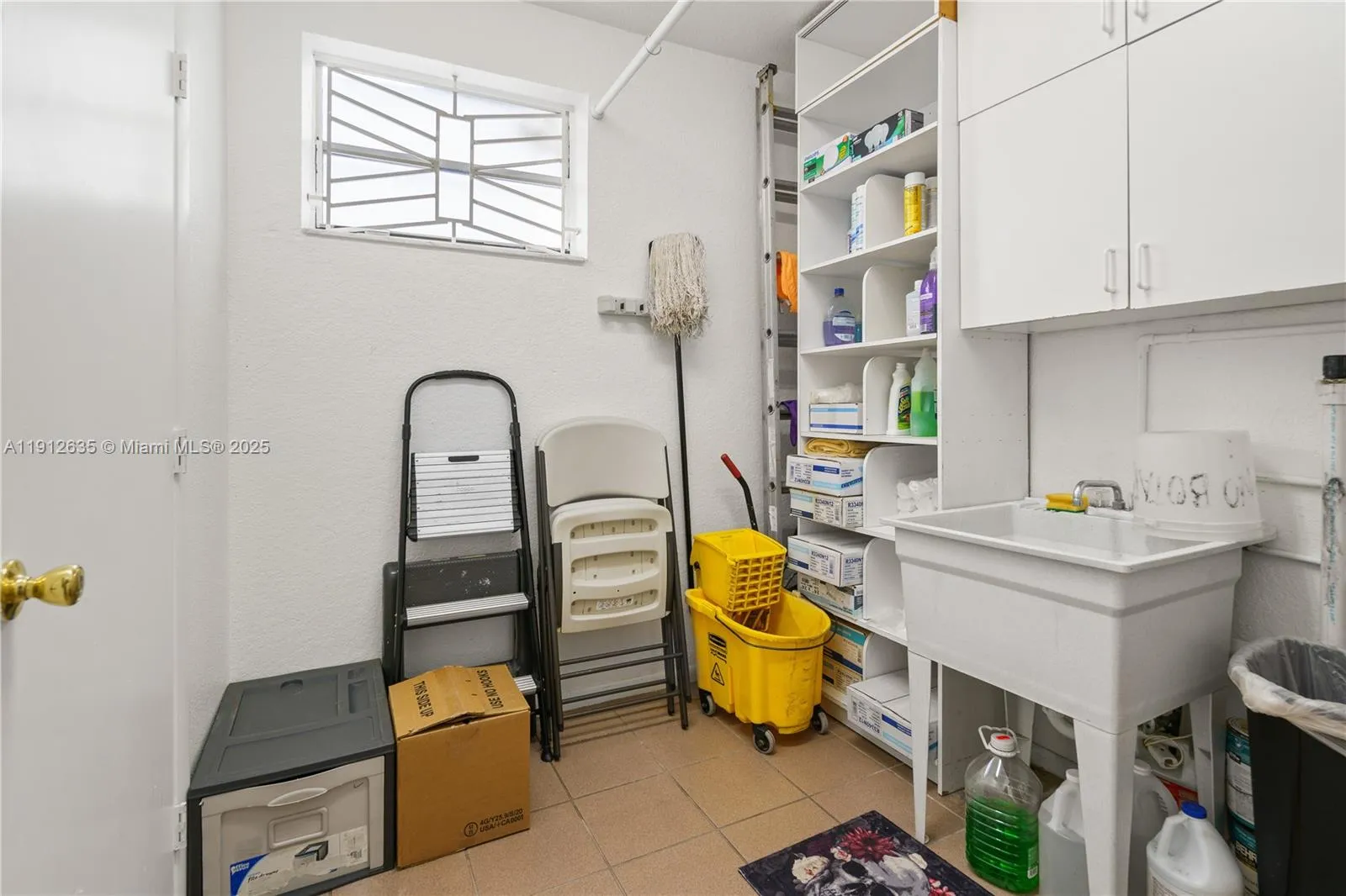 1920 Sw 22nd St, Miami, Florida 33145, Miami, Florida 33145, ,Commercial Lease,For Rent,1920 Sw 22nd St, Miami, Florida 33145,A11912635