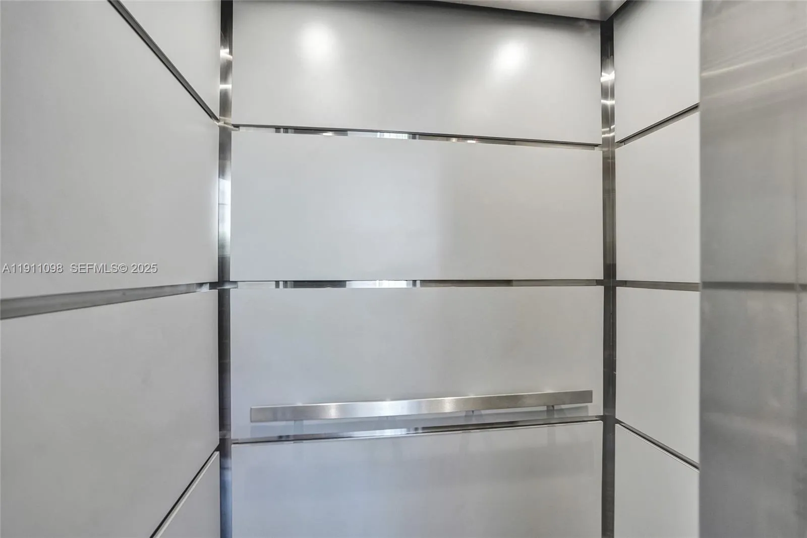 5911 Ne 14th Ln 505s, Fort Lauderdale, Florida 333, Fort Lauderdale, Florida 33334, 2 Bedrooms Bedrooms, ,2 BathroomsBathrooms,Residential,For Sale,5911 Ne 14th Ln 505s, Fort Lauderdale, Florida 333,A11911098