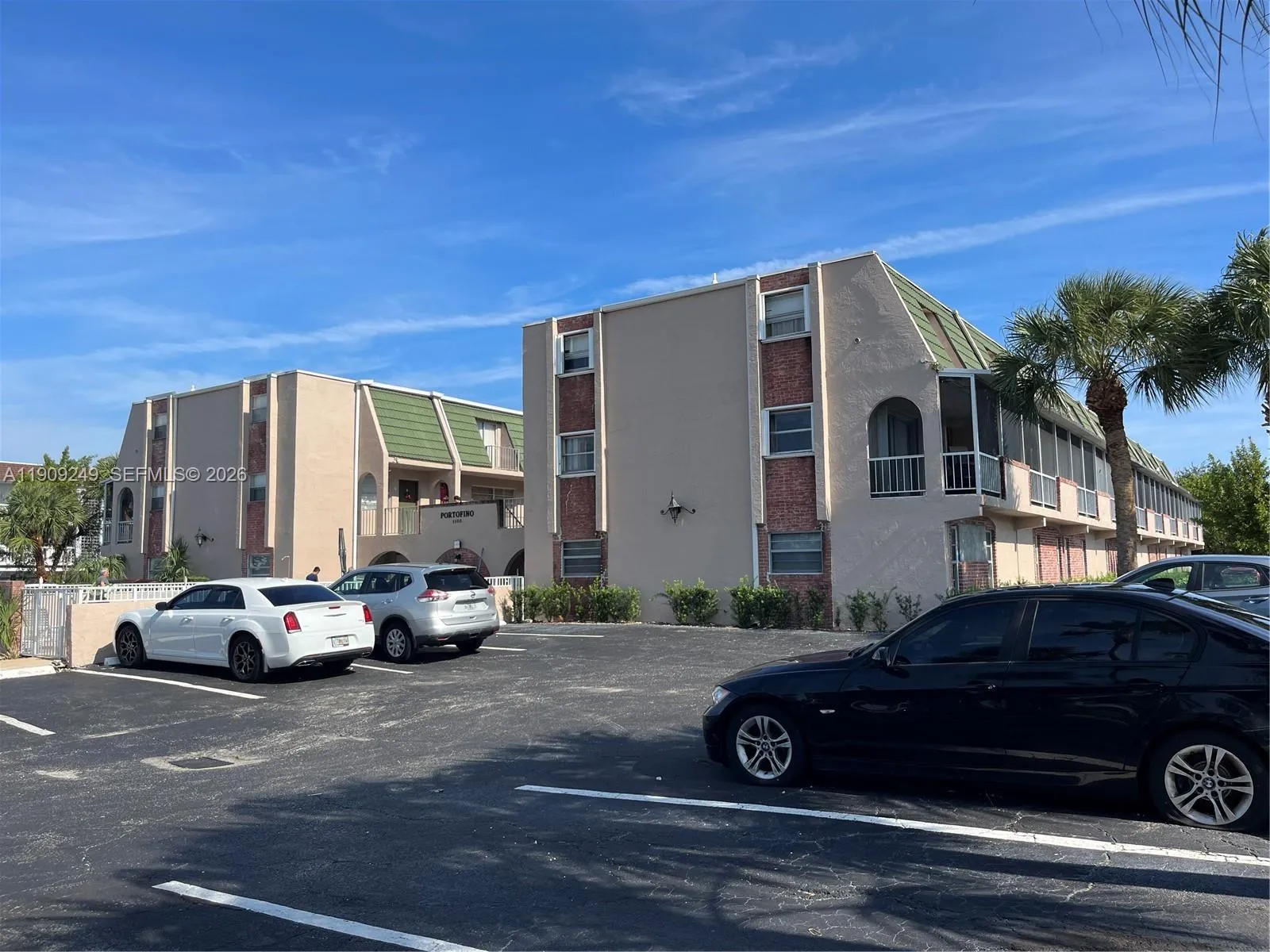 1100 Se 4th Ave 10, Deerfield Beach, Florida 33441, Deerfield Beach, Florida 33441, 1 Bedroom Bedrooms, ,1 BathroomBathrooms,Residential,For Sale,1100 Se 4th Ave 10, Deerfield Beach, Florida 33441,A11909249