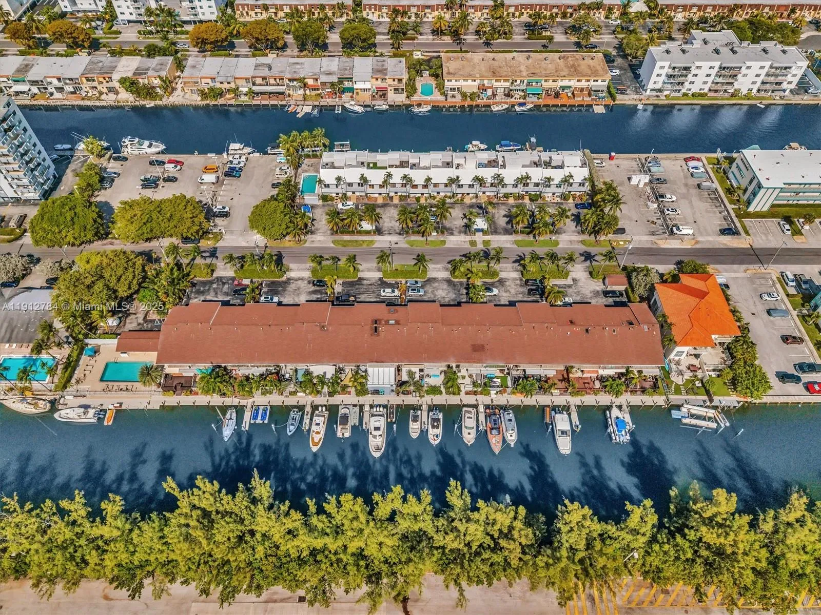 3776 Ne 166th St 108, North Miami Beach, Florida 3, North Miami Beach, Florida 33160, 3 Bedrooms Bedrooms, ,2 BathroomsBathrooms,Residential,For Sale,3776 Ne 166th St 108, North Miami Beach, Florida 3,A11912784