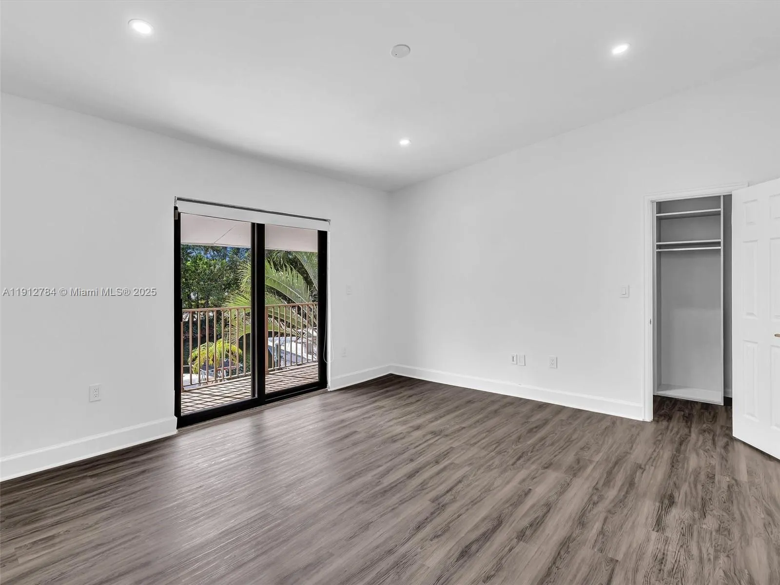 3776 Ne 166th St 108, North Miami Beach, Florida 3, North Miami Beach, Florida 33160, 3 Bedrooms Bedrooms, ,2 BathroomsBathrooms,Residential,For Sale,3776 Ne 166th St 108, North Miami Beach, Florida 3,A11912784