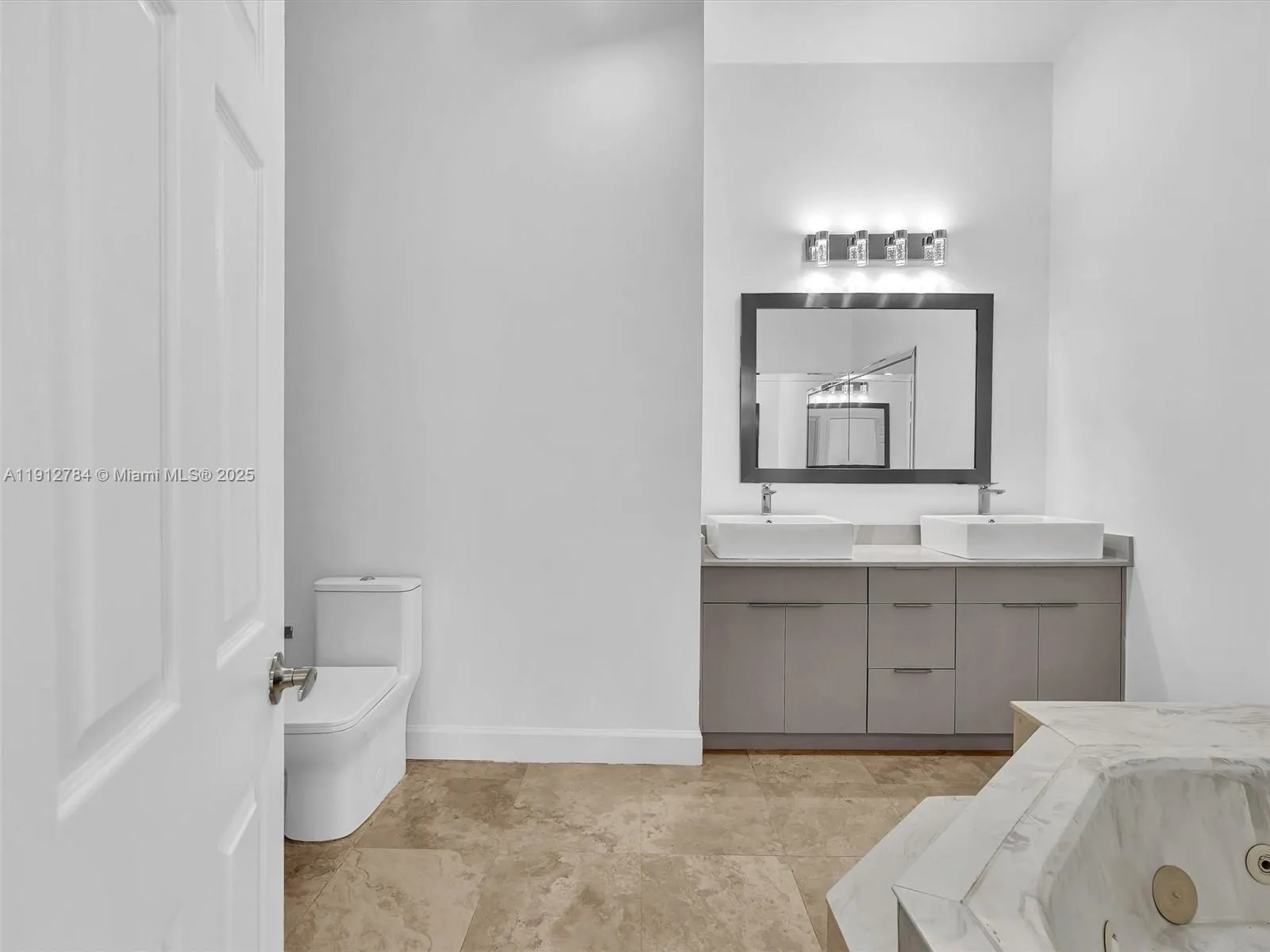 3776 Ne 166th St 108, North Miami Beach, Florida 3, North Miami Beach, Florida 33160, 3 Bedrooms Bedrooms, ,2 BathroomsBathrooms,Residential,For Sale,3776 Ne 166th St 108, North Miami Beach, Florida 3,A11912784