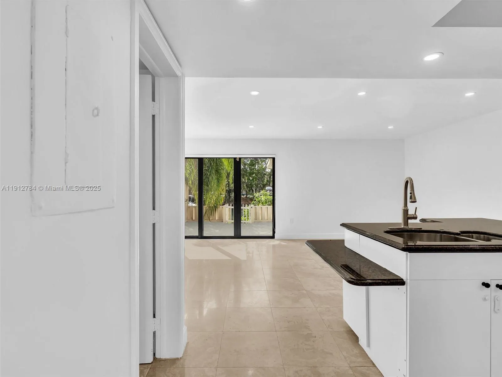 3776 Ne 166th St 108, North Miami Beach, Florida 3, North Miami Beach, Florida 33160, 3 Bedrooms Bedrooms, ,2 BathroomsBathrooms,Residential,For Sale,3776 Ne 166th St 108, North Miami Beach, Florida 3,A11912784