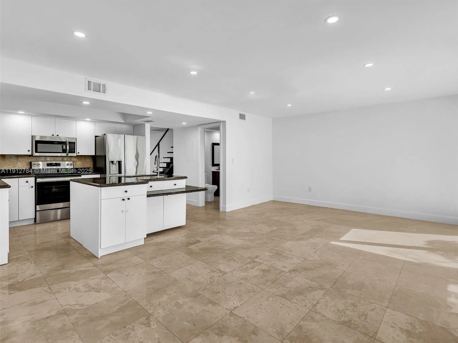 3776 Ne 166th St 108, North Miami Beach, Florida 3, North Miami Beach, Florida 33160, 3 Bedrooms Bedrooms, ,2 BathroomsBathrooms,Residential,For Sale,3776 Ne 166th St 108, North Miami Beach, Florida 3,A11912784