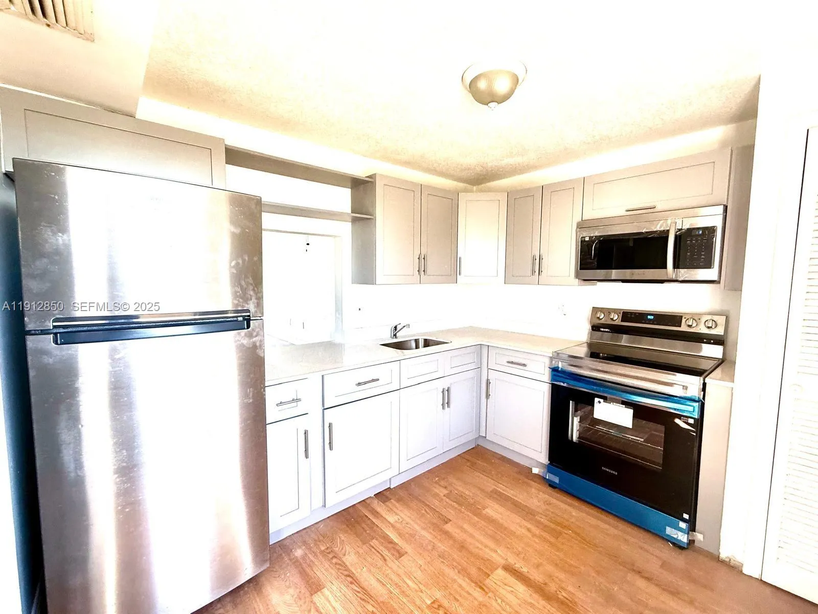 1401 Ne 191st St D409, Miami, Florida 33179, Miami, Florida 33179, 1 Bedroom Bedrooms, ,1 BathroomBathrooms,Residential Lease,For Rent,1401 Ne 191st St D409, Miami, Florida 33179,A11912850