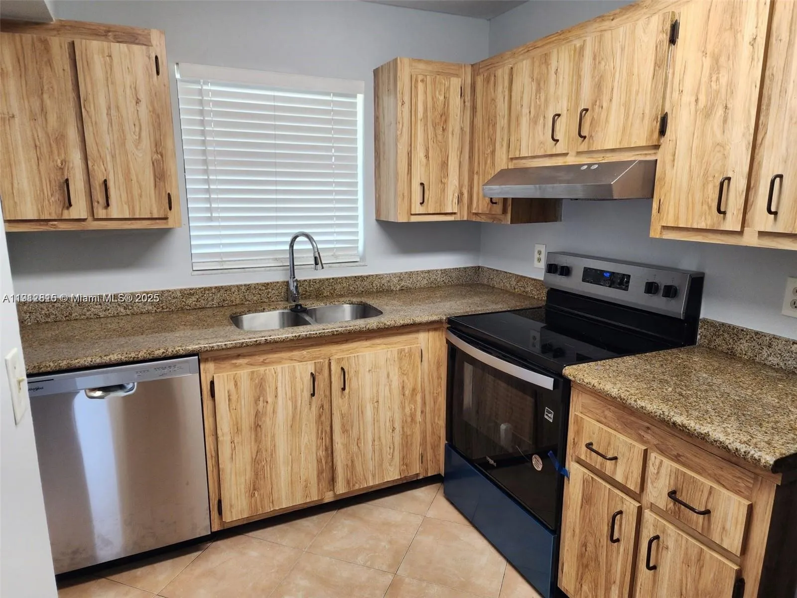 6061 Shakerwood Cir 208, Tamarac, Florida 33319, Tamarac, Florida 33319, 2 Bedrooms Bedrooms, ,2 BathroomsBathrooms,Residential,For Sale,6061 Shakerwood Cir 208, Tamarac, Florida 33319,A11912815