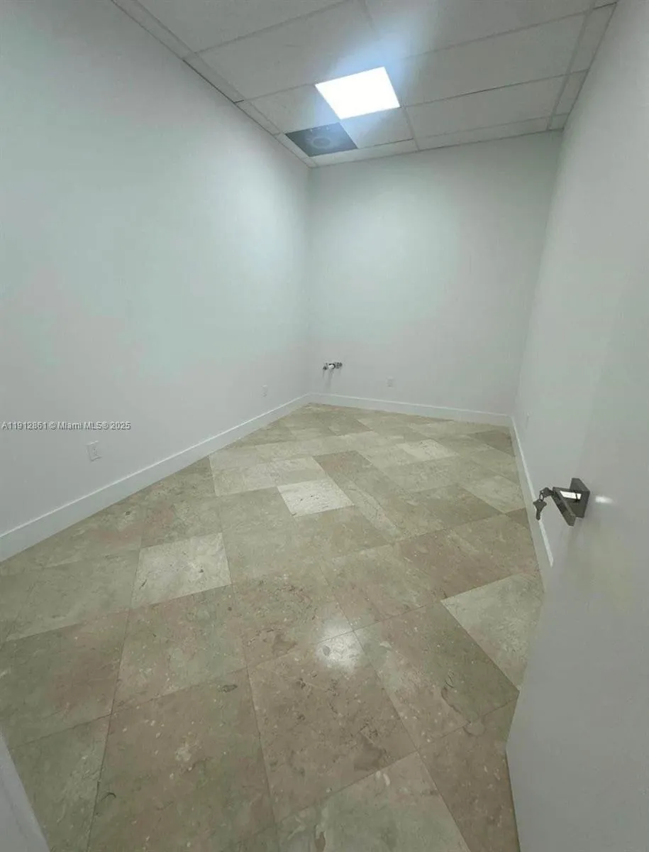 2400 Nw 36th St C7, Pompano Beach, Florida 33073, Pompano Beach, Florida 33073, ,Commercial Sale,For Sale,2400 Nw 36th St C7, Pompano Beach, Florida 33073,A11912861