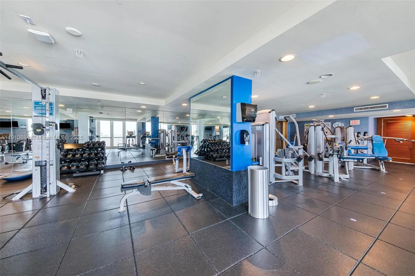 7918 Harbour Island Dr 207, North Bay Village, Flo, North Bay Village, Florida 33141, 3 Bedrooms Bedrooms, ,2 BathroomsBathrooms,Residential,For Sale,7918 Harbour Island Dr 207, North Bay Village, Flo,A11910684