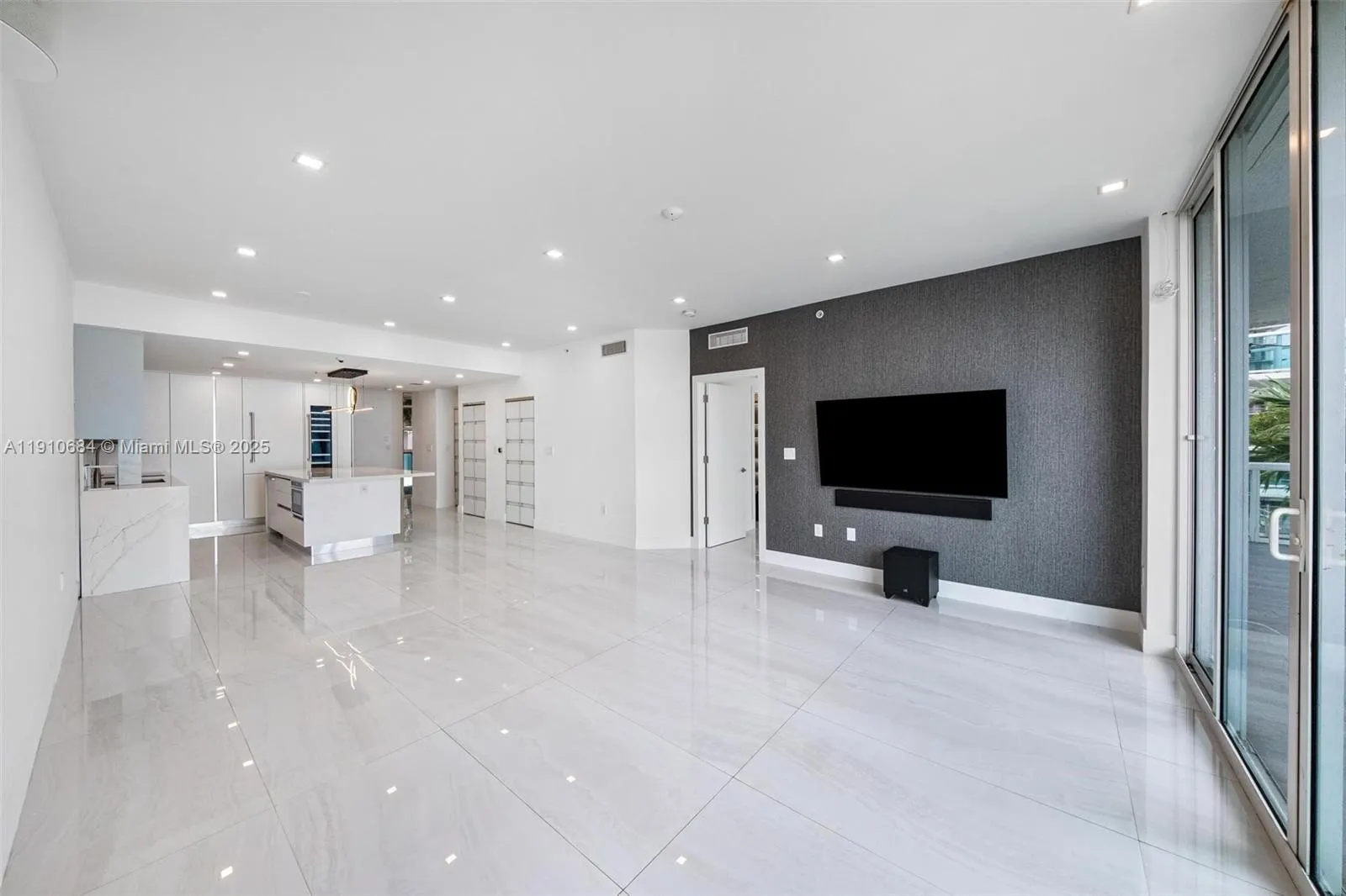 7918 Harbour Island Dr 207, North Bay Village, Flo, North Bay Village, Florida 33141, 3 Bedrooms Bedrooms, ,2 BathroomsBathrooms,Residential,For Sale,7918 Harbour Island Dr 207, North Bay Village, Flo,A11910684