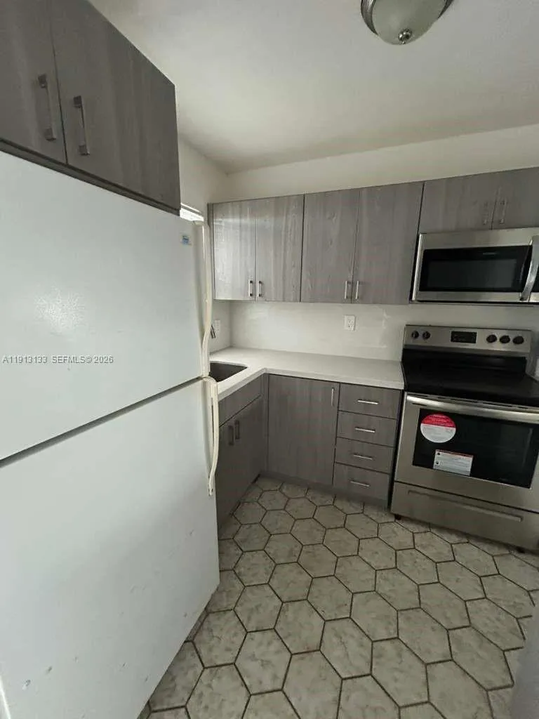 8460 Sunrise Lakes Blvd 308, Sunrise, Florida 3332, Sunrise, Florida 33322, 1 Bedroom Bedrooms, ,1 BathroomBathrooms,Residential Lease,For Rent,8460 Sunrise Lakes Blvd 308, Sunrise, Florida 3332,A11913133