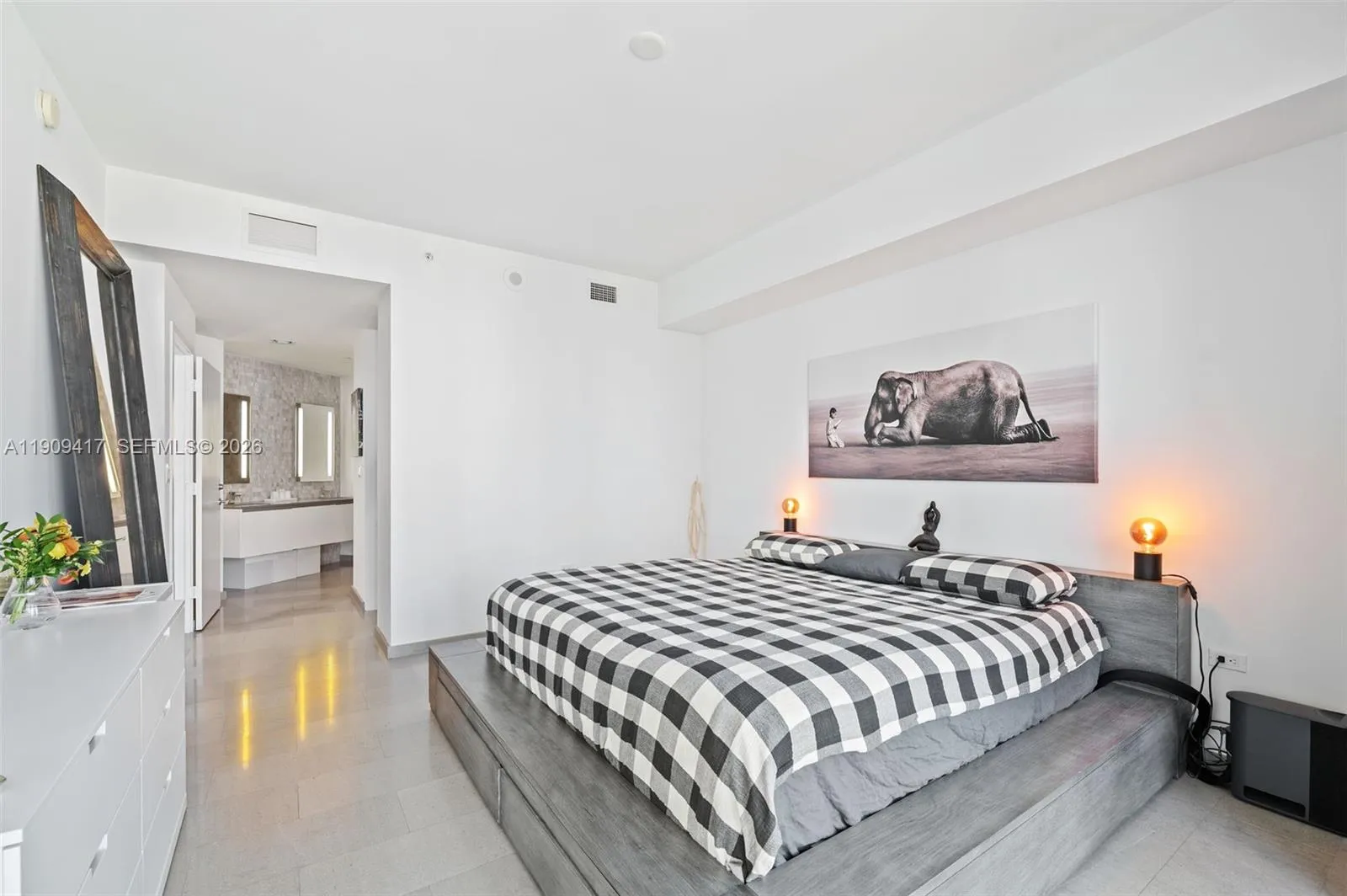 88 Sw 7th St 3101, Miami, Florida 33130, Miami, Florida 33130, 2 Bedrooms Bedrooms, ,2 BathroomsBathrooms,Residential,For Sale,88 Sw 7th St 3101, Miami, Florida 33130,A11909417