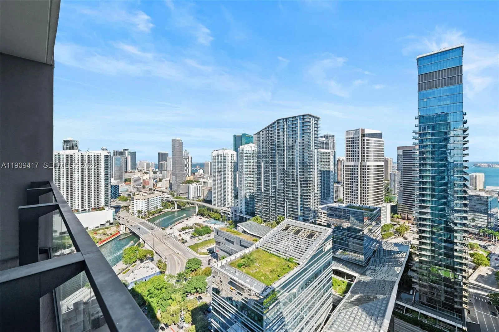 88 Sw 7th St 3101, Miami, Florida 33130, Miami, Florida 33130, 2 Bedrooms Bedrooms, ,2 BathroomsBathrooms,Residential,For Sale,88 Sw 7th St 3101, Miami, Florida 33130,A11909417